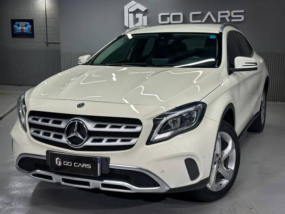 MERCEDES-BENZ GLA 200 1.6 CGI FLEX ADVANCE 7G-DCT MERCEDES-BENZ GLA 200 1.6 CGI FLEX ADVANCE 7G-DCT